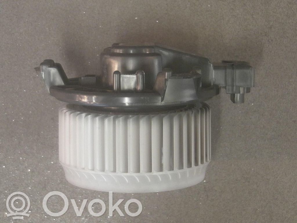 Suzuki Swift I Ventilator aerotermă 