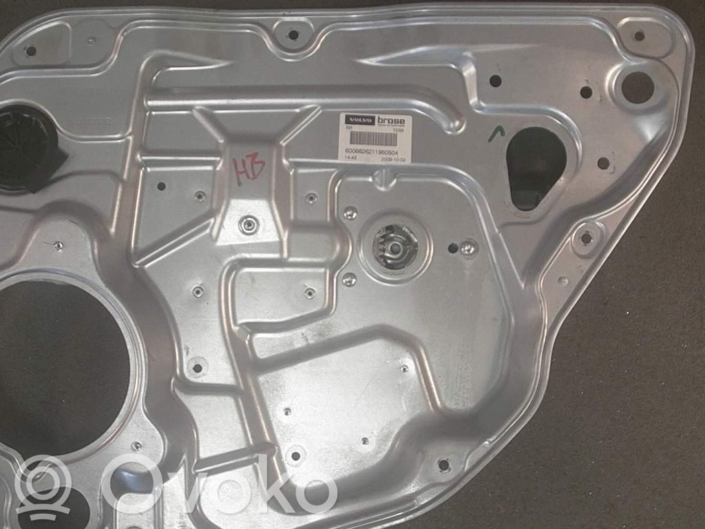 Volvo V70 Etuoven ikkunan nostin moottorilla