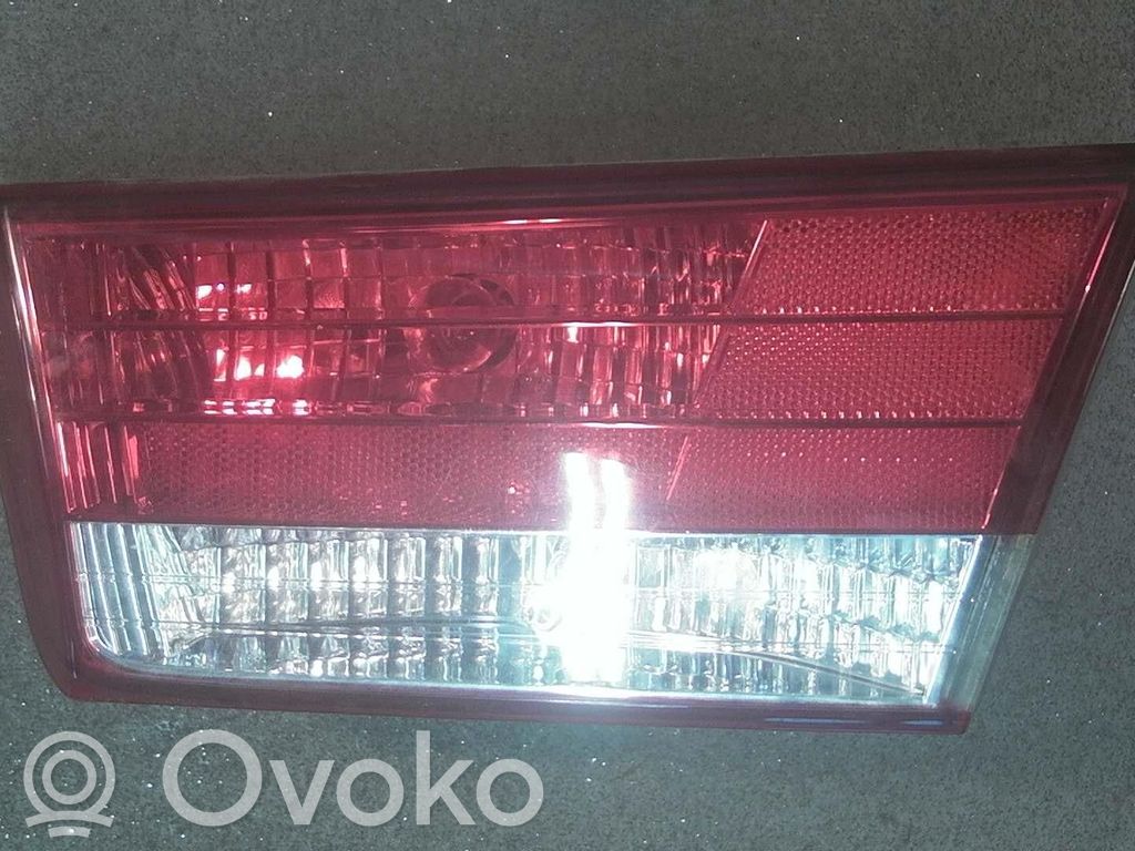 Lampa tylna