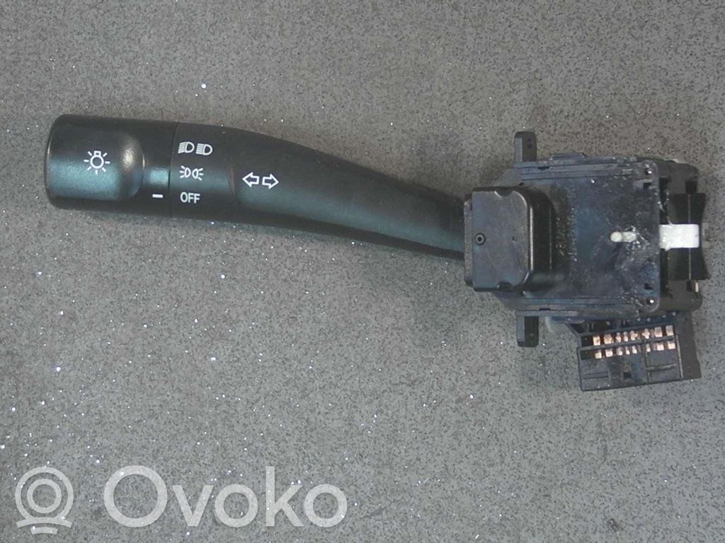 SsangYong Rodius Interruptor/palanca de limpiador de luz de giro 