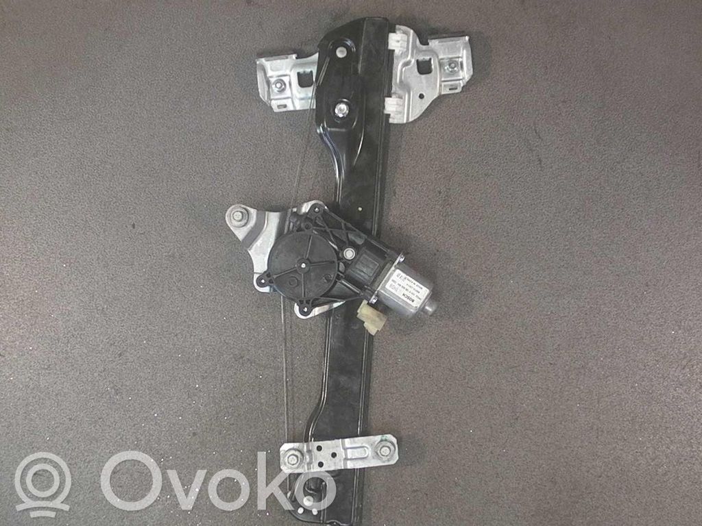 Motor del regulador de la ventanilla de la puerta delantera