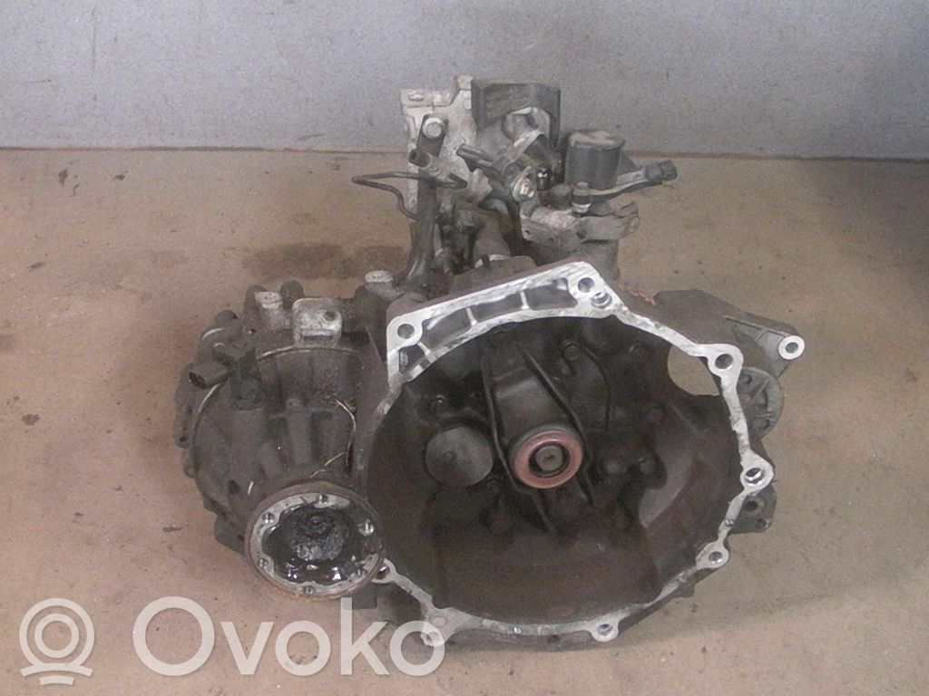 Volkswagen New Beetle Manualna 5-biegowa skrzynia biegów 