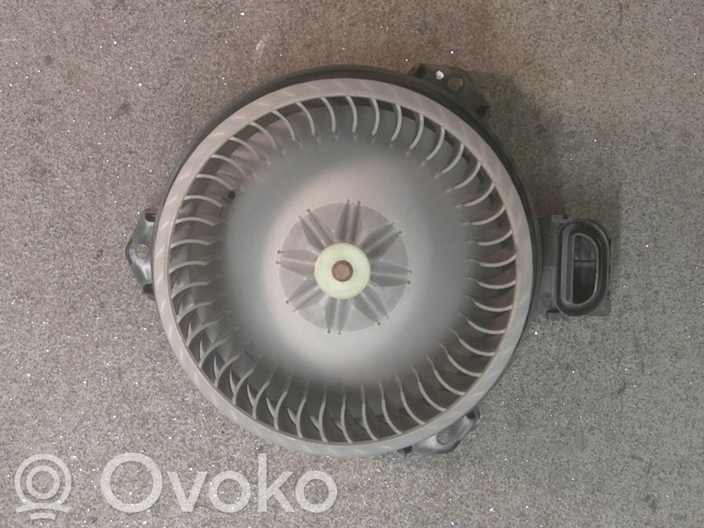 Suzuki Swift I Ventola riscaldamento/ventilatore abitacolo 