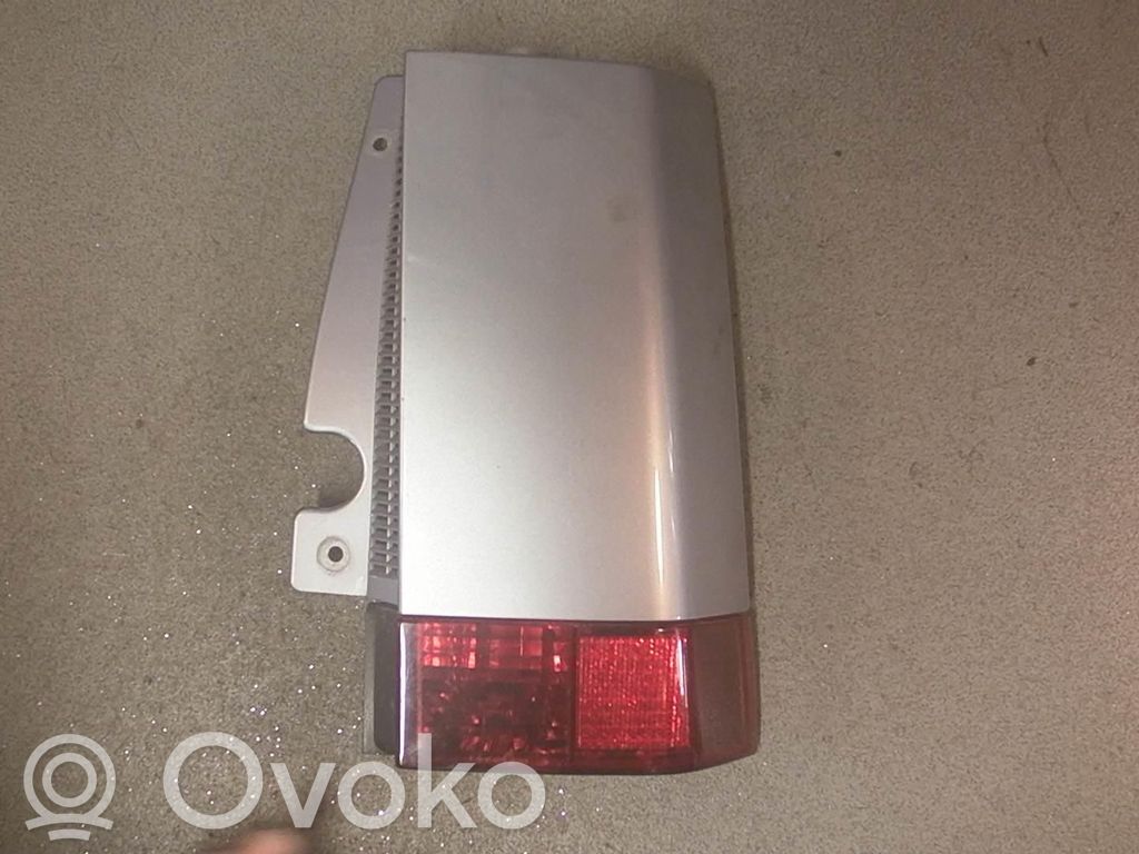 Listwa pod lampę tylną