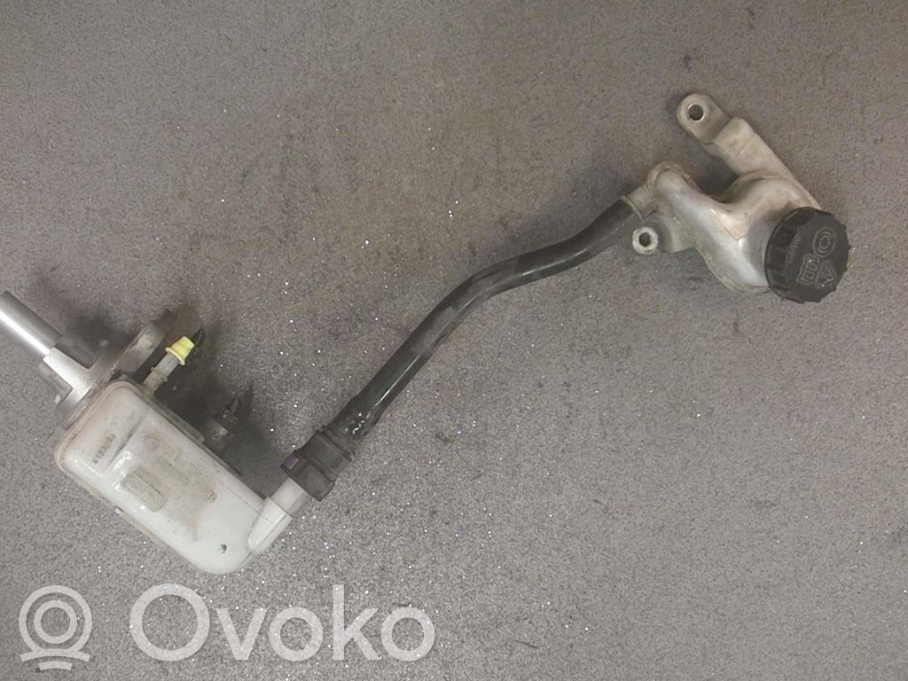 Ford Fiesta Pääjarrusylinteri 