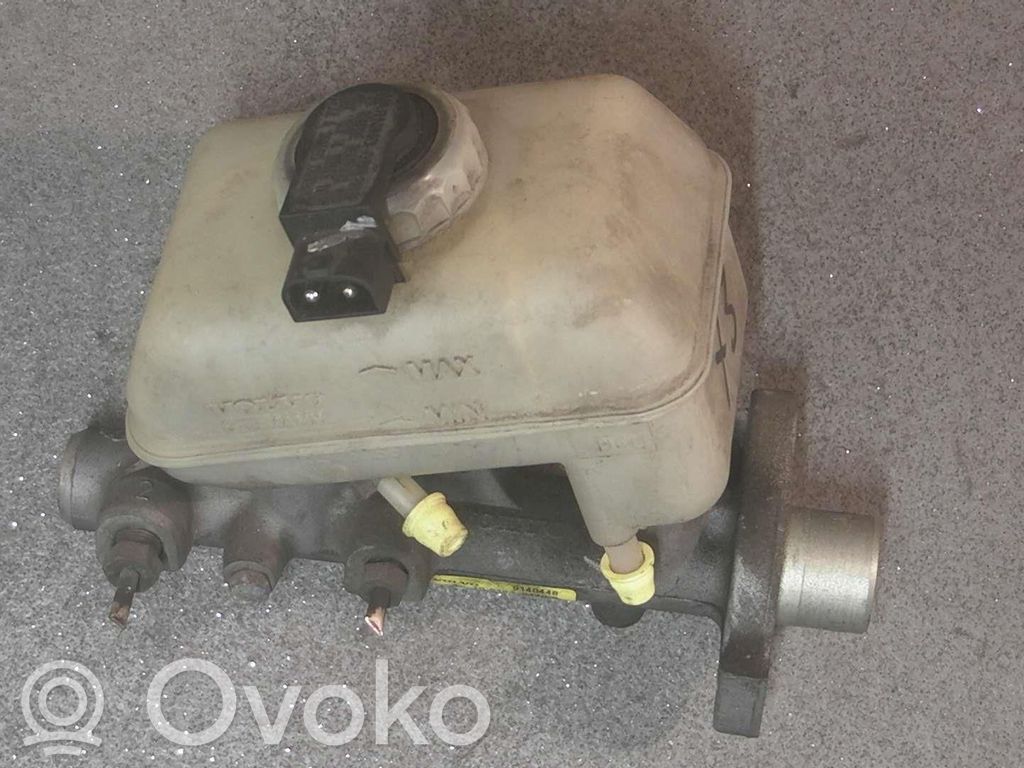 Volvo 940 Pääjarrusylinteri 
