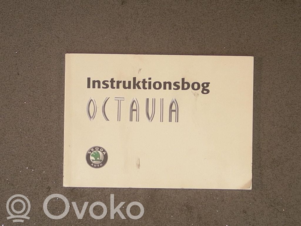 Skoda Octavia Mk1 (1U) Libretto di servizio dei proprietari 