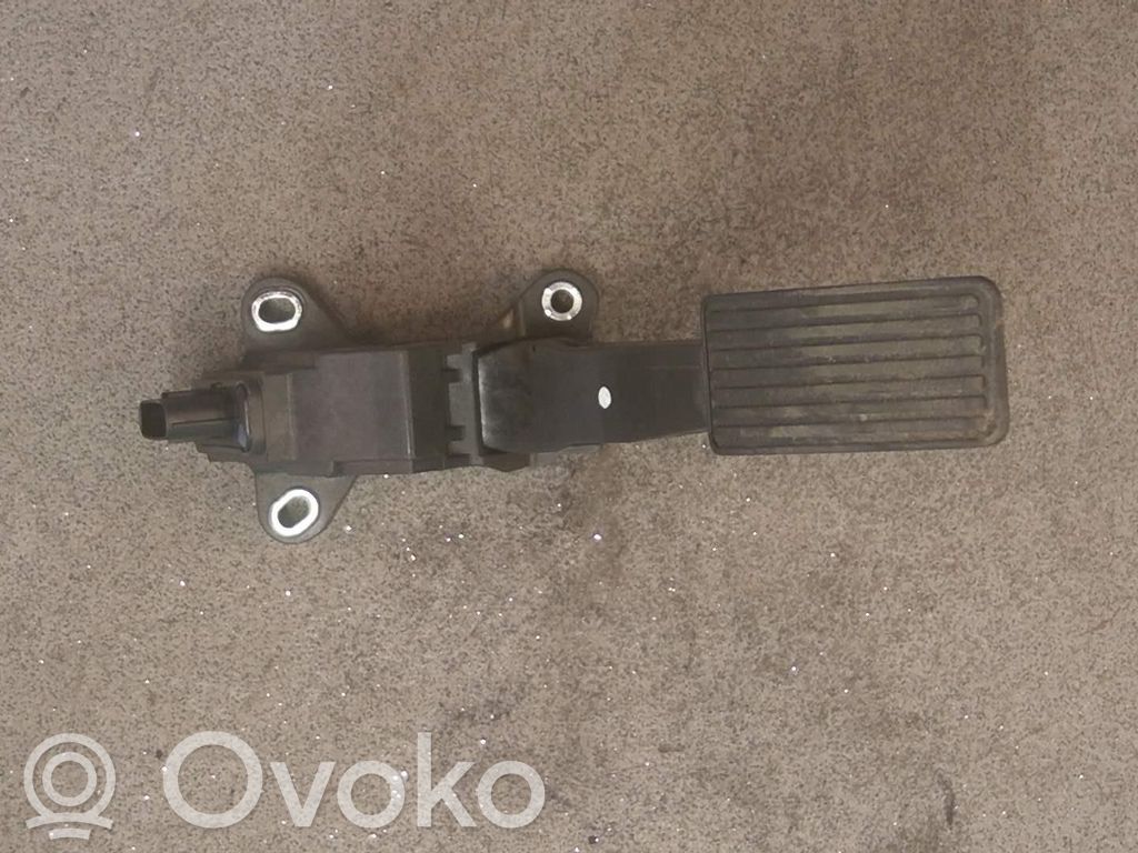 Toyota Aygo AB10 Akceleratoriaus pedalas 