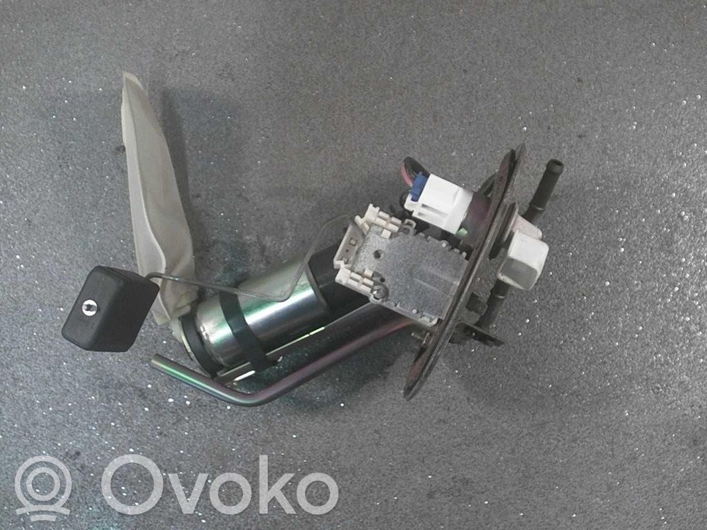 Mazda 323 Bomba interna de combustible 