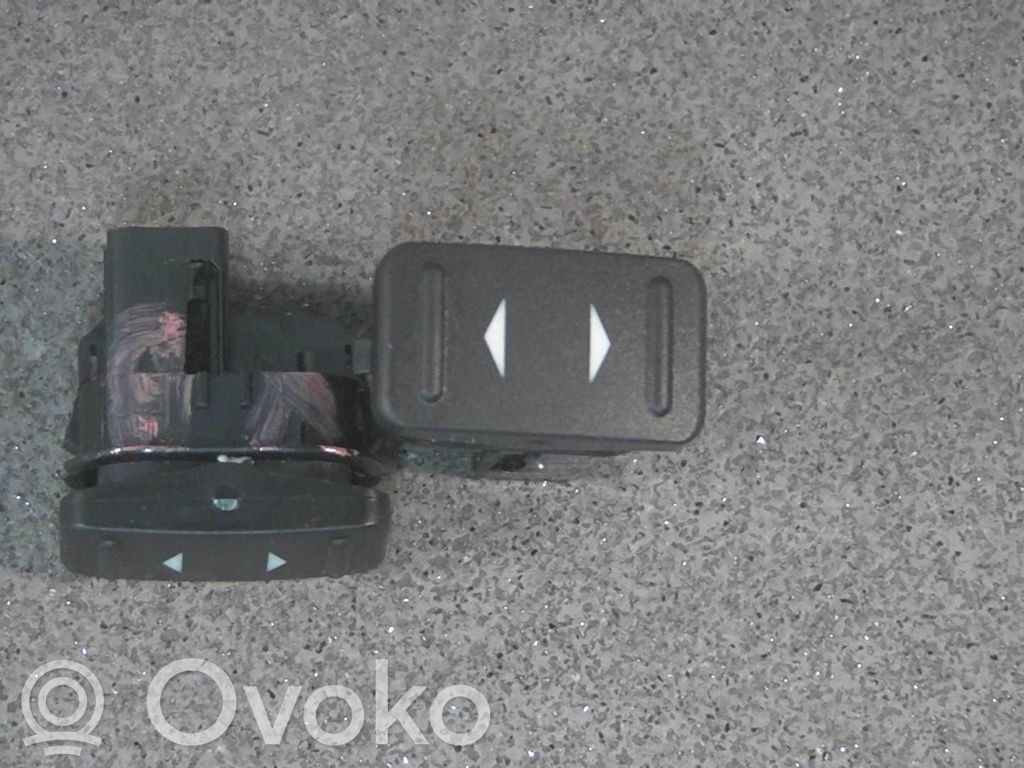 Ford Mondeo MK IV Przyciski szyb 