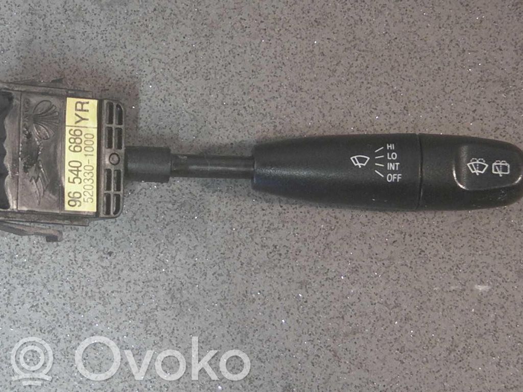Chevrolet Kalos Commodo, commande essuie-glace/phare 