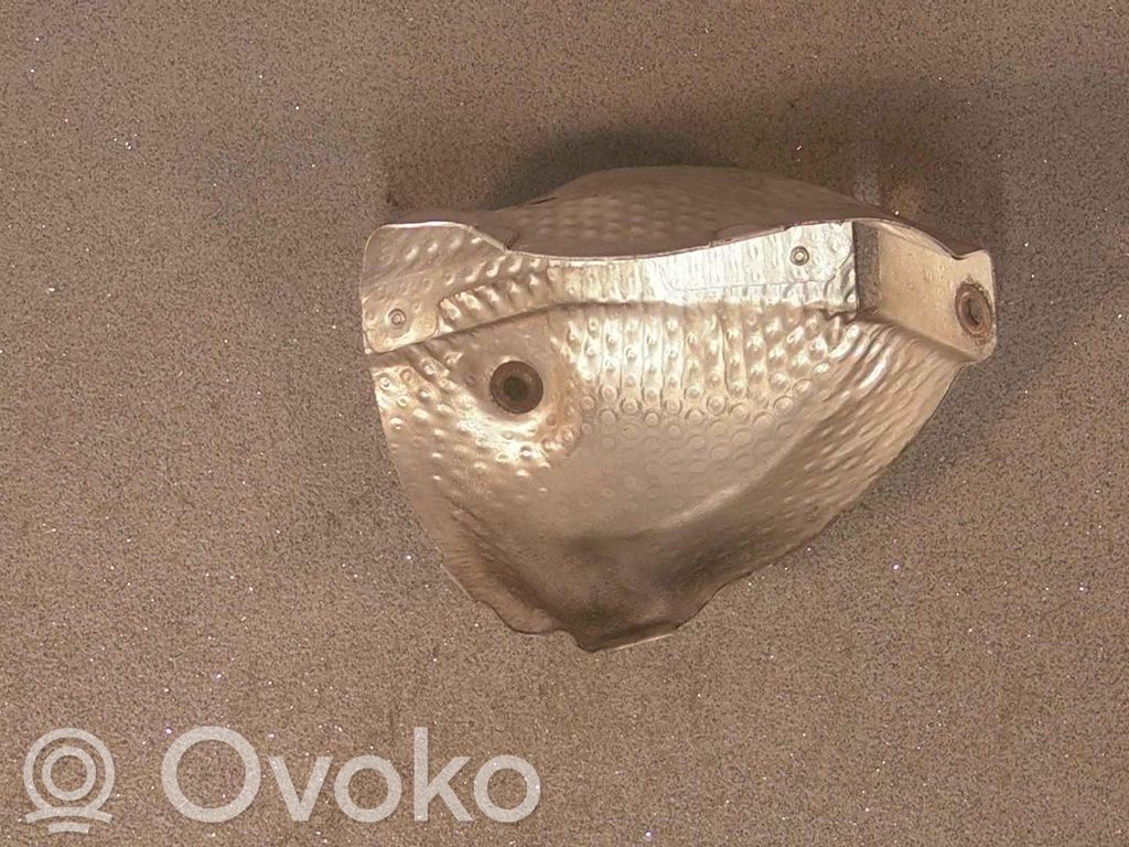 Toyota Yaris Pakokaasulämmön lämpökilpi 