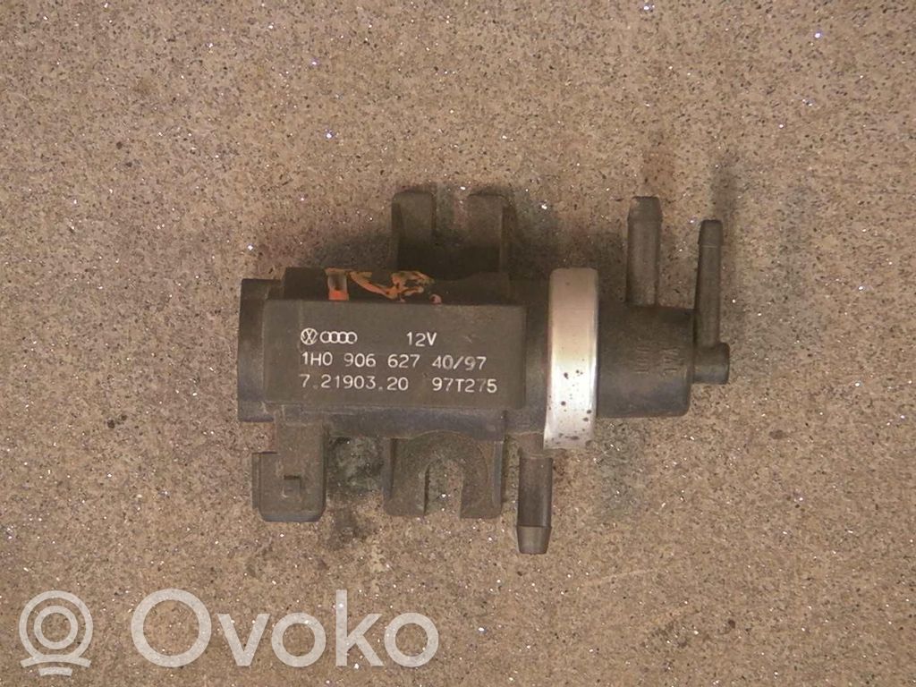 Válvula de vacío   1HO906627