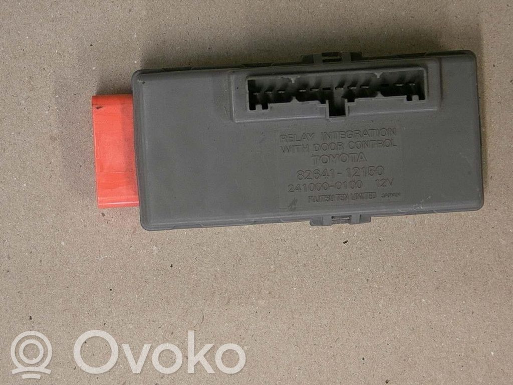 Toyota Corolla E110 Unidad de control/módulo del bloqueo de puertas 