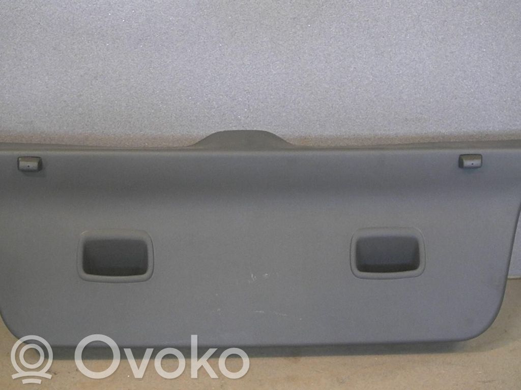 Volkswagen Polo IV 9N3 Takaluukun koristelista 