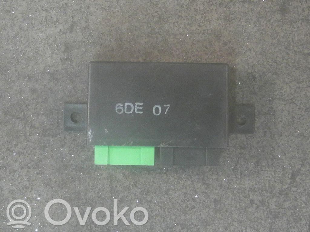 Unité de commande / module de verrouillage centralisé porte   85GG14V093AA
