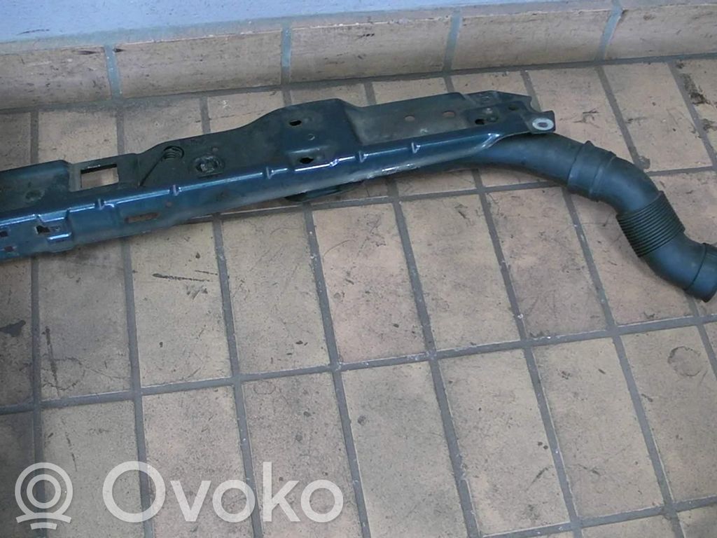 Opel Corsa C Radiateur panneau supérieur d'admission d'air 