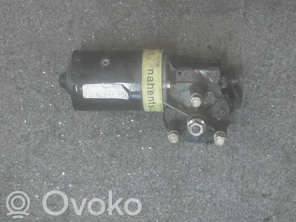 Audi Cabriolet B3 8G Silniczek wycieraczek szyby przedniej / czołowej 
