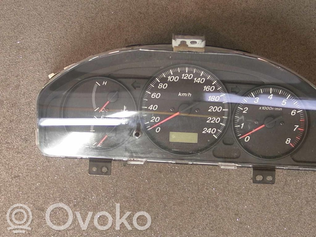 Mazda 626 Vitezometru (grup de instrumente) 