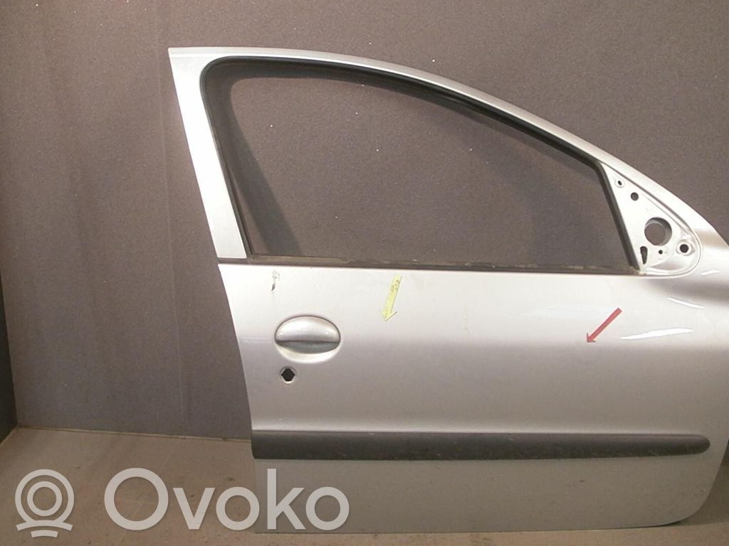 Porte avant