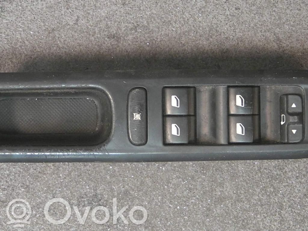 Peugeot 407 Przyciski szyb 