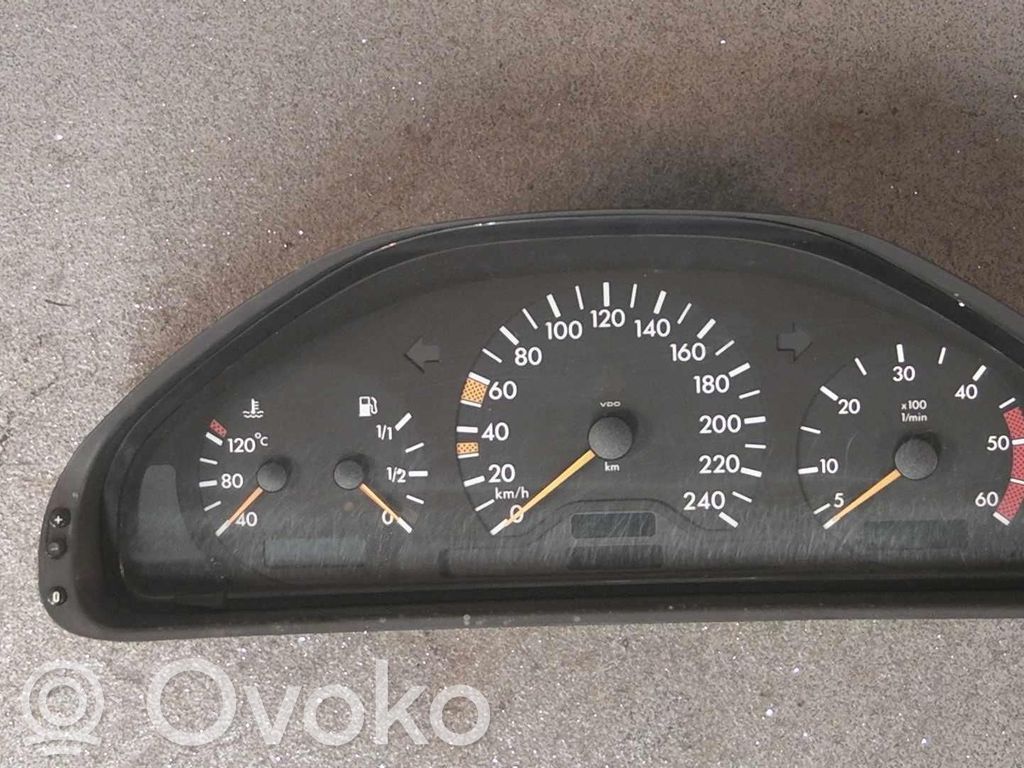 Mercedes-Benz E W210 Speedometer (instrument cluster) 