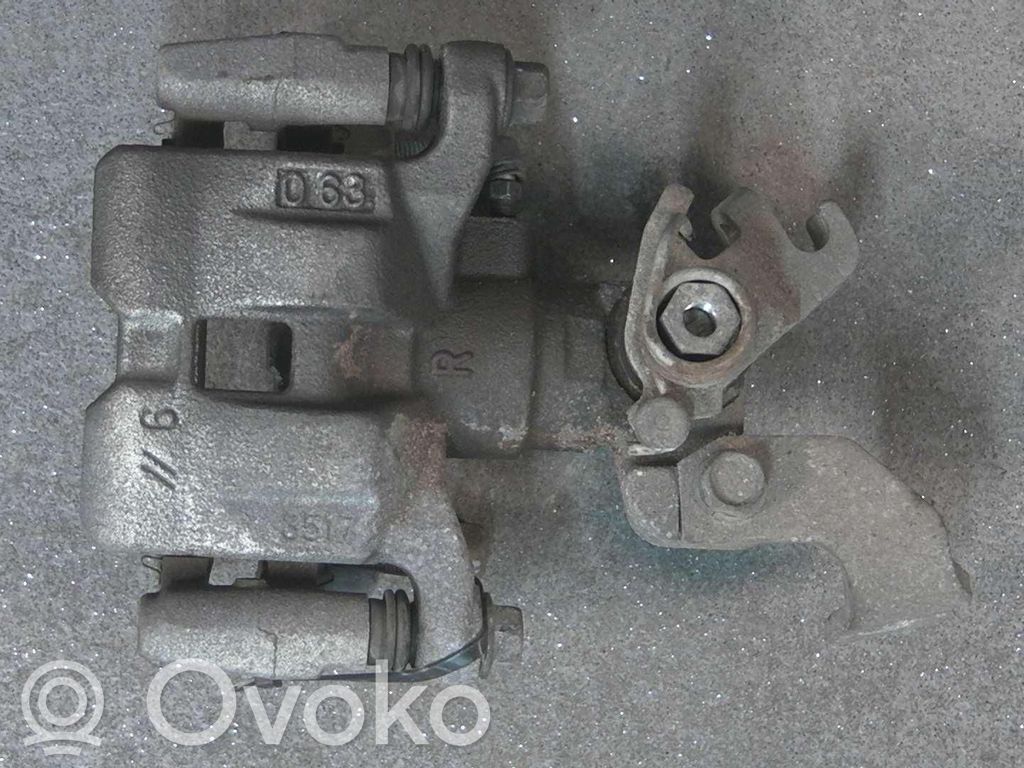 Caliper del freno trasero