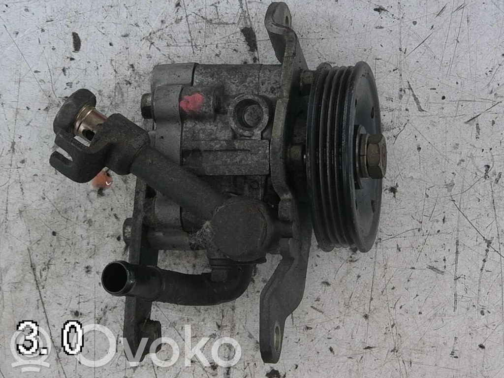 Nissan Micra Ohjaustehostimen pumppu 