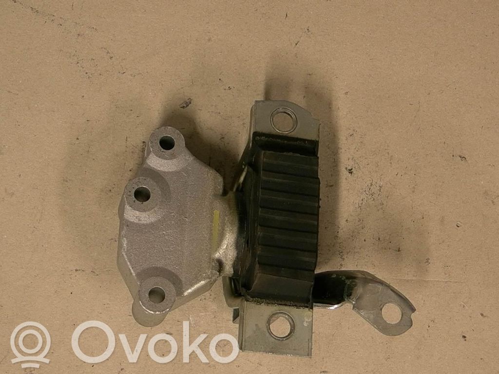 Soporte de montaje del motor   51730868