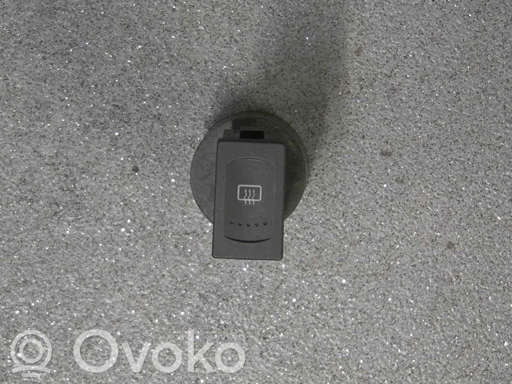 Volkswagen PASSAT B5 Alte comutatoare/butoane 