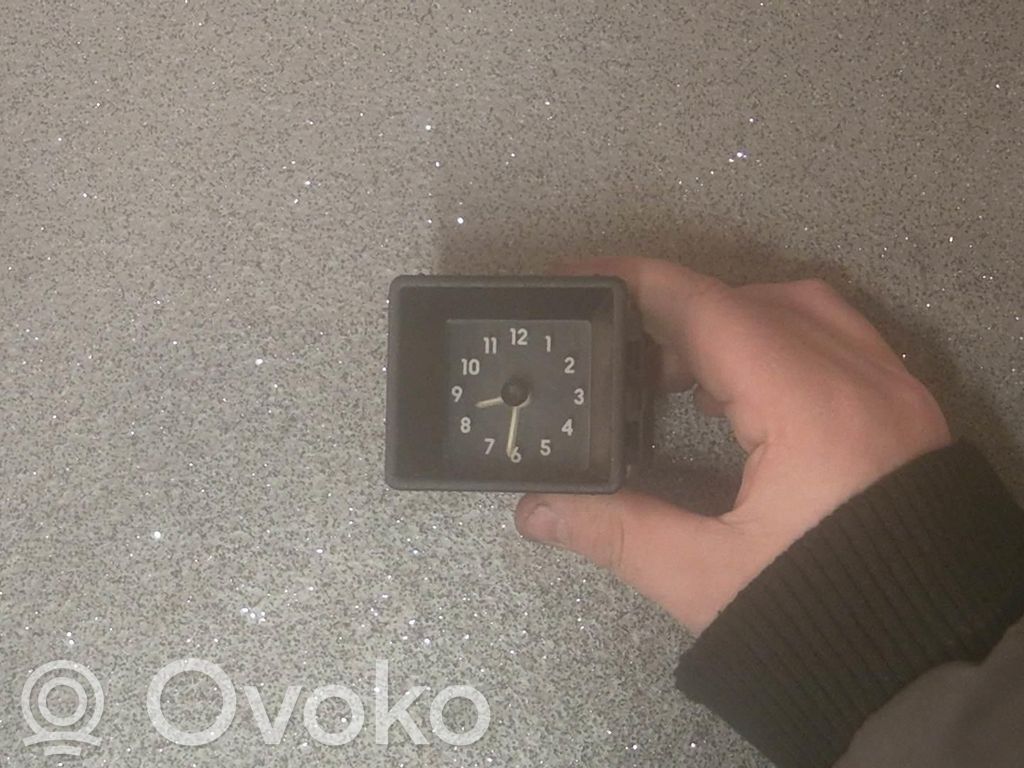 Opel Kadett E Screen/display/small screen 