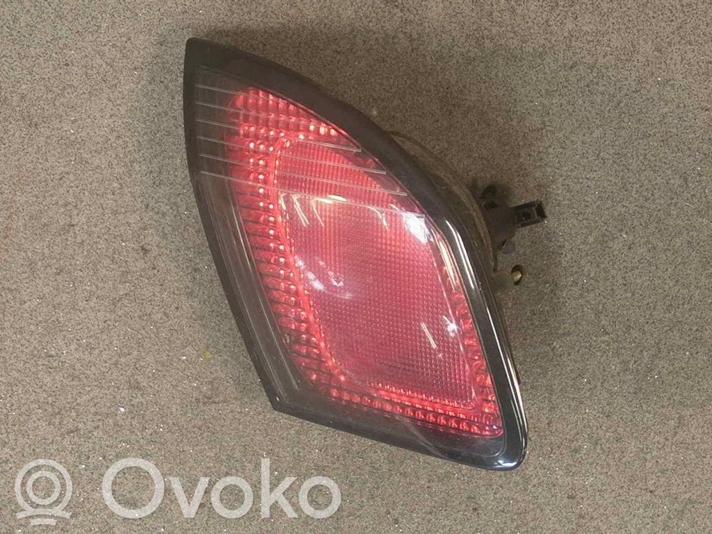 Lámpara de faros/luces traseros