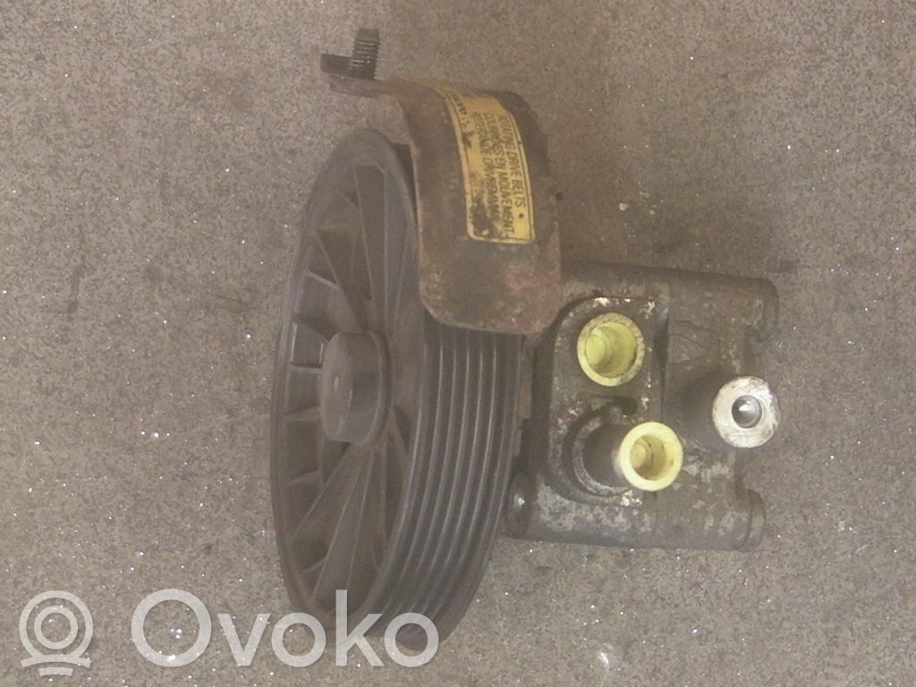 Volvo S40, V40 Ohjaustehostimen pumppu 