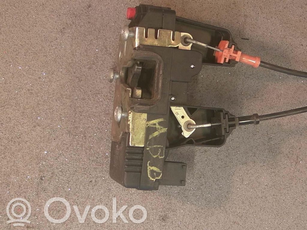 Motor de bloqueo de puertas   90561158BB