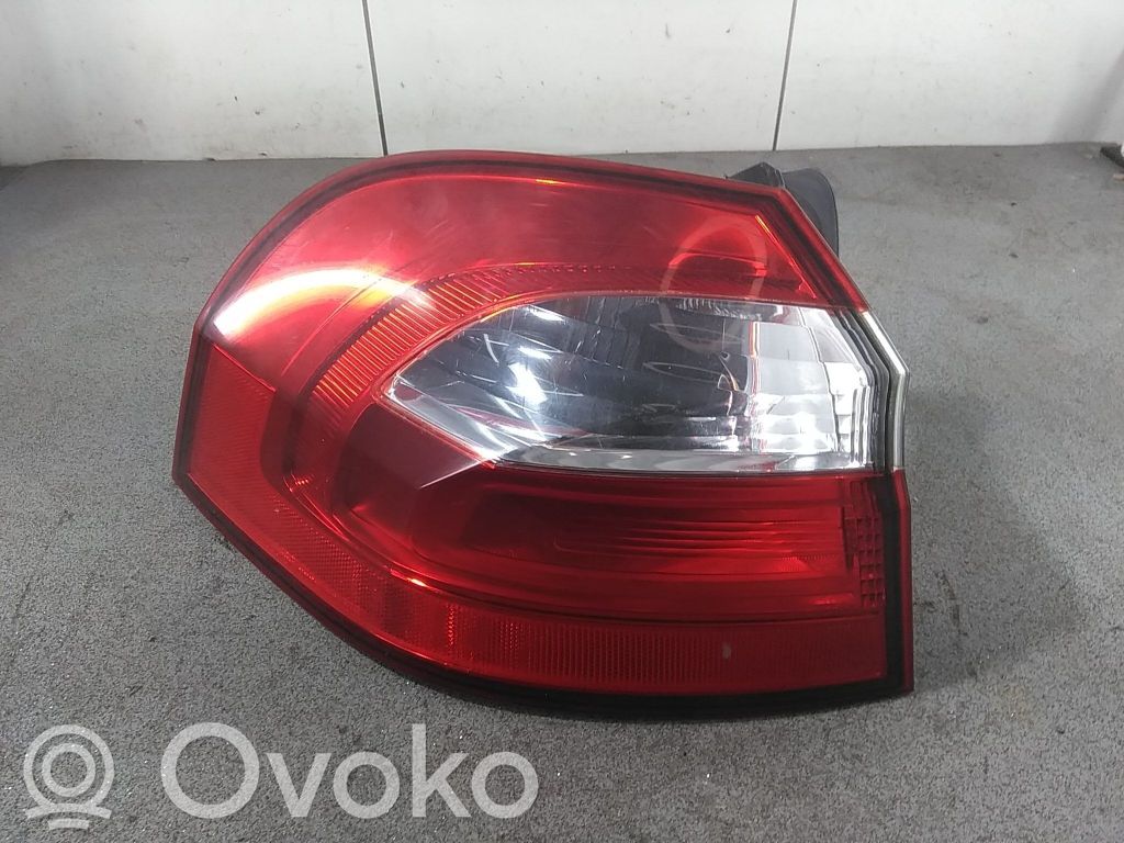 Lámpara de faros/luces traseros   924011W210