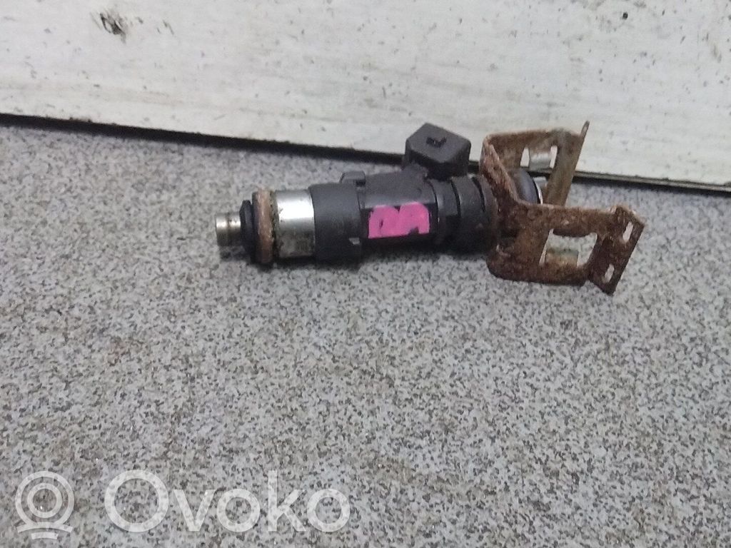 Iniettore   8A6G9F593AA,1538984