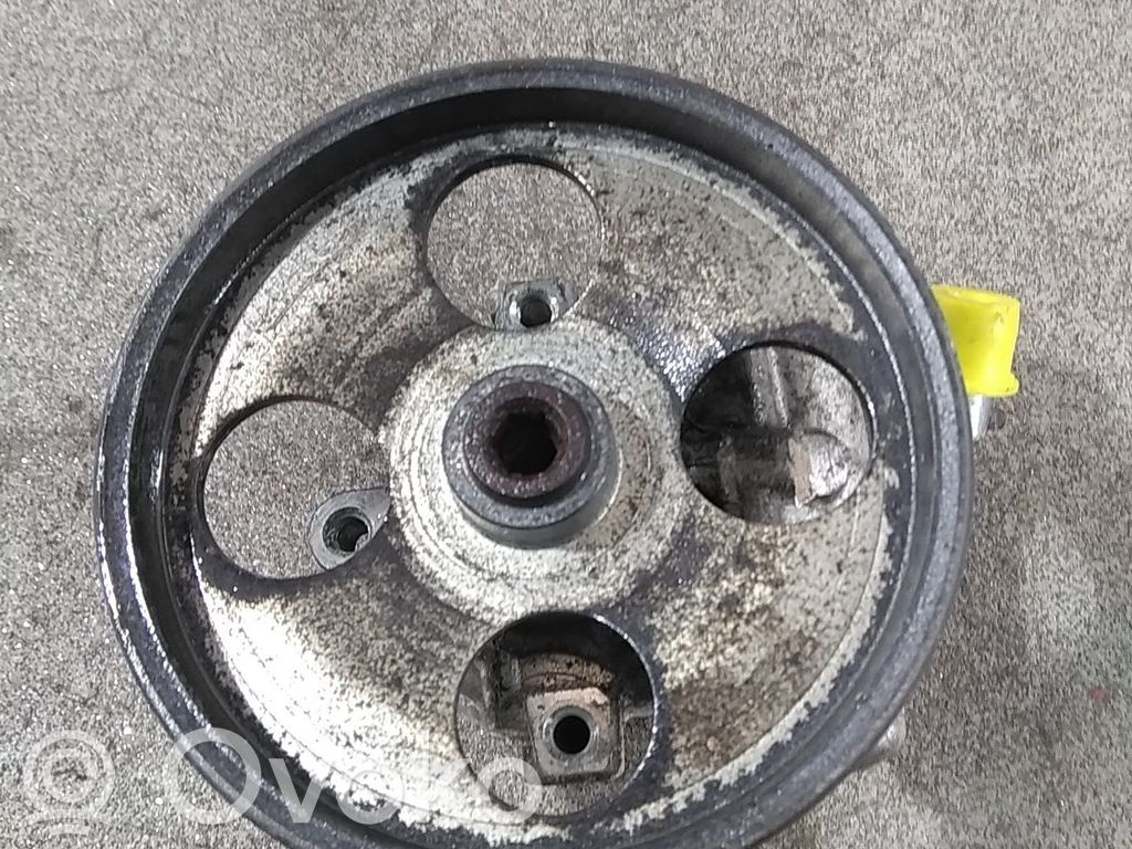 Peugeot Bipper Power steering pump 