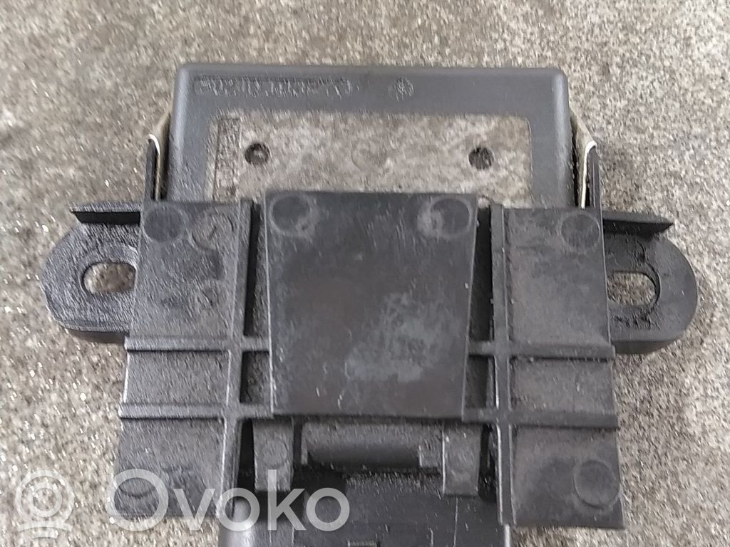Autres unités de commande / modules   5Q0906121