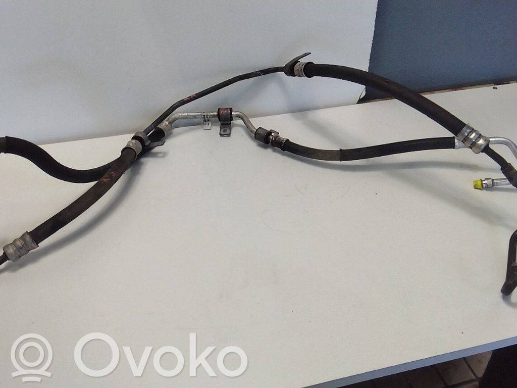 Ohjaustehostimen letkusto   2STK,6000620137,6000617820