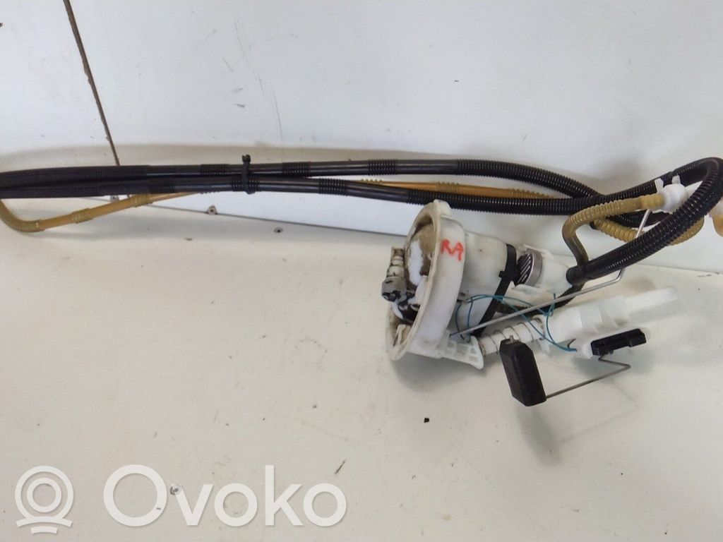 BMW 3 E90 E91 Fuel level sensor 