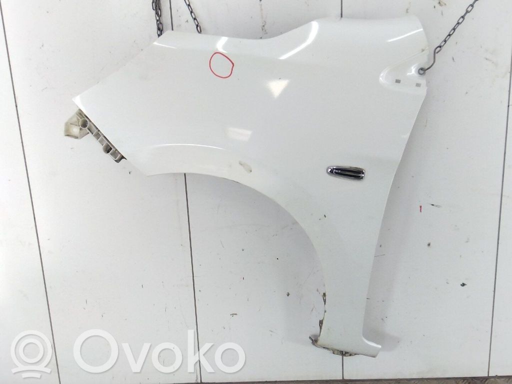 Błotnik przedni   5220G511
