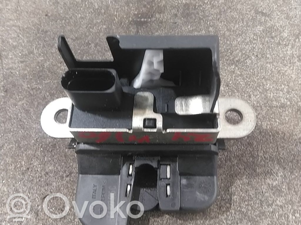 Seat Leon (5F) Centrinio užrakto varikliukas 
