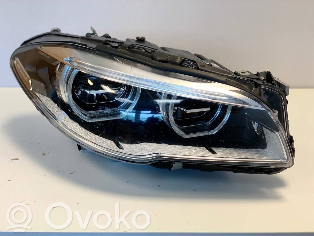 BMW 5 F10 F11 Lampa przednia 