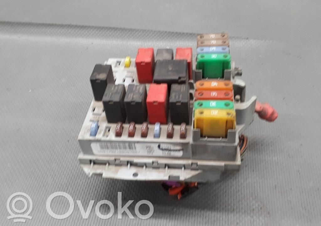 Lancia Ypsilon Relay mounting block 