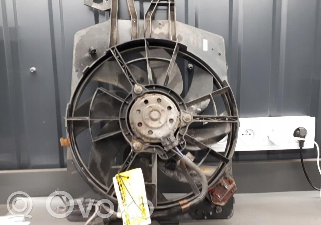 Ford Escort Elektrisks radiatoru ventilators 