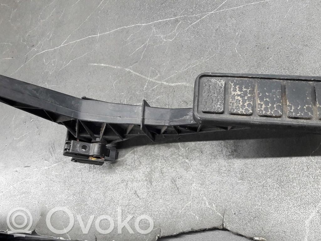 Volvo S90, V90 Kaasupoljin 