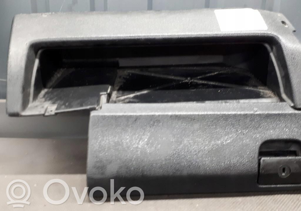 BMW 3 E36 Glove box 