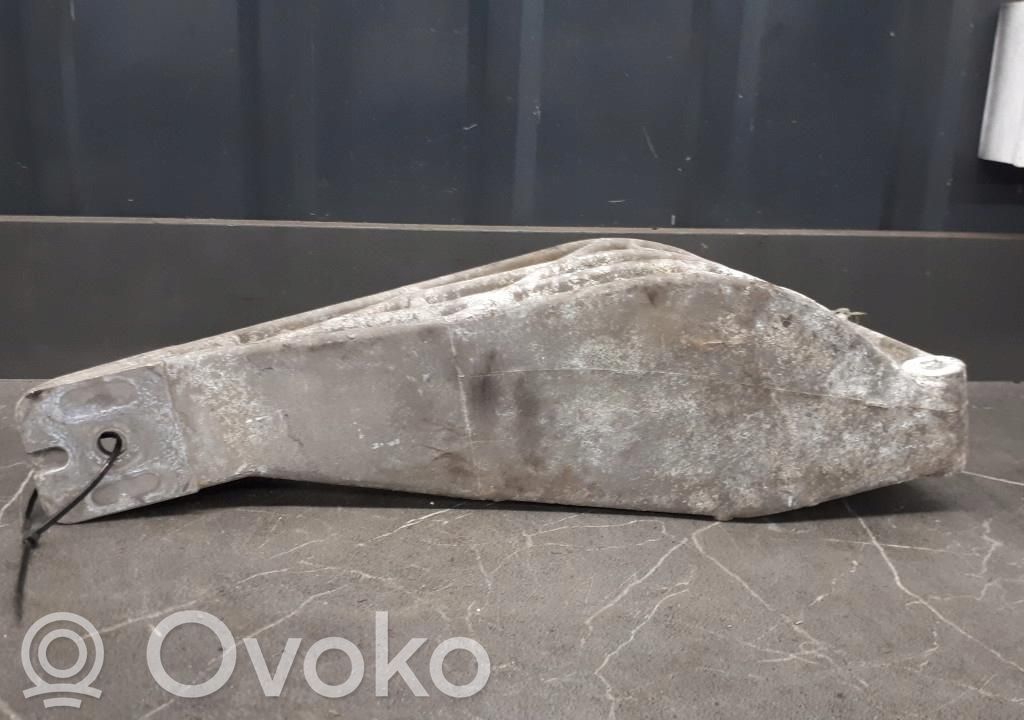 Opel Vectra B Engine mounting bracket 