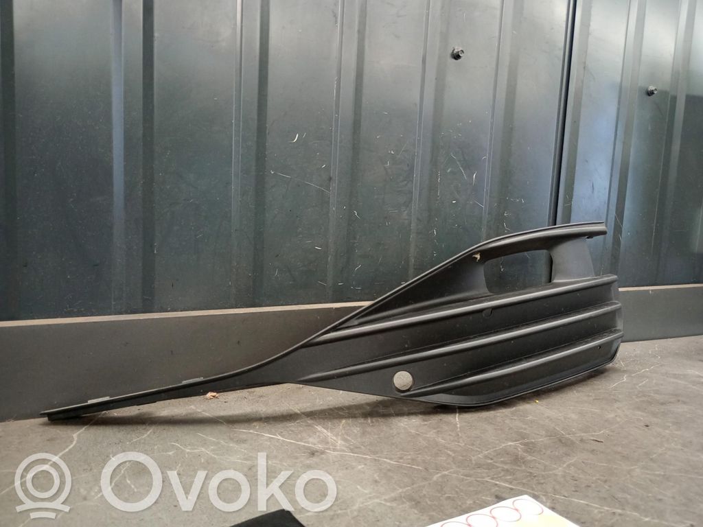 Seat Leon IV Rejilla inferior del parachoques delantero 