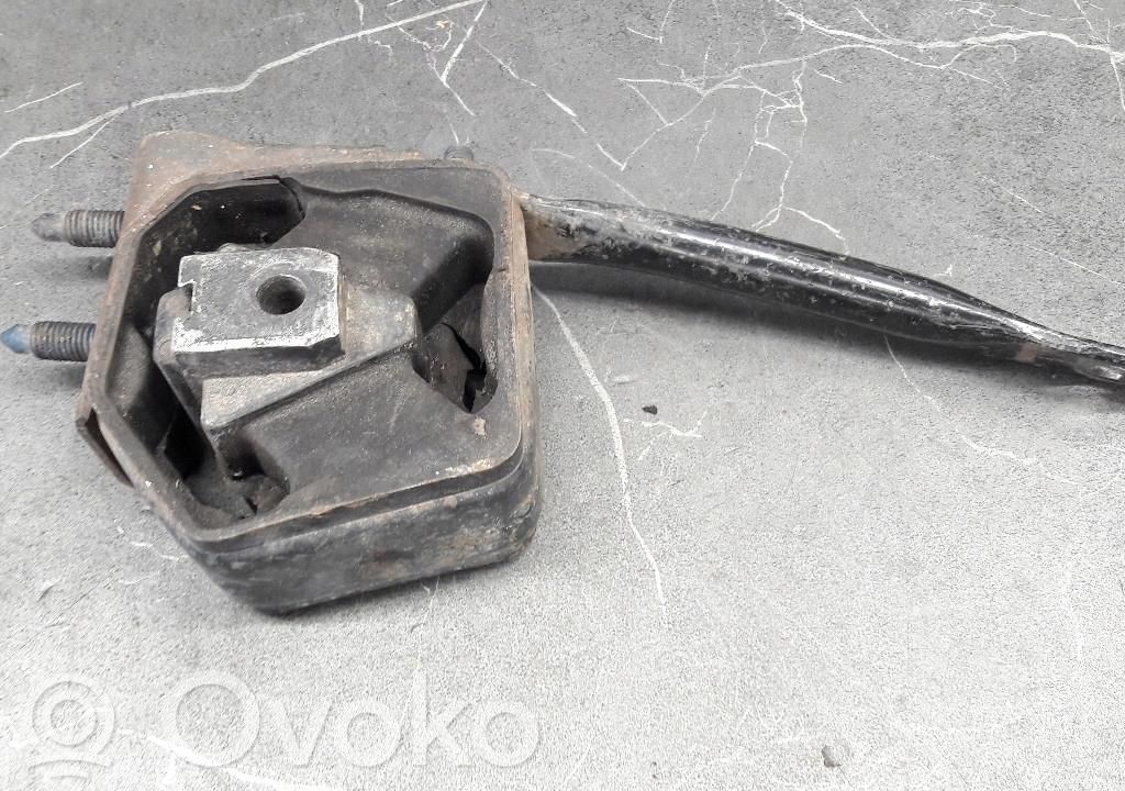 Ford Escort Engine mount vacuum valve 